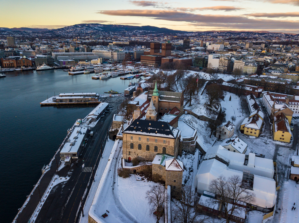 Pictures,Of,Oslo,City,(norway),During,Winter,(day,And,Night)